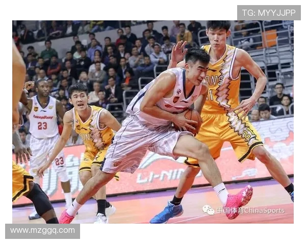 CBA广东对阵北京直播比分实时更新与赛况分析